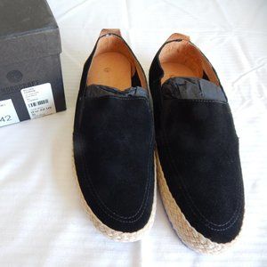 Thorocraft Corbin Mens Black Suede Loafers